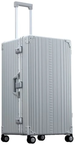 Aleon 30" International Trunk