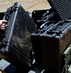 Pelican 1550TP Medium Shipping Case With TrekPak Divider System 12 Pelican 1550TP Medium Shipping Case With TrekPak Divider System -Luggage Storage Store pelican 1550 app dirt 2