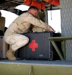 Pelican 1650-FL1 Large Wheeled Transport Case With 1 Inch Foam Lining 10 Pelican 1650-FL1 Large Wheeled Transport Case With 1 Inch Foam Lining -Luggage Storage Store pelican 1650 app military 2