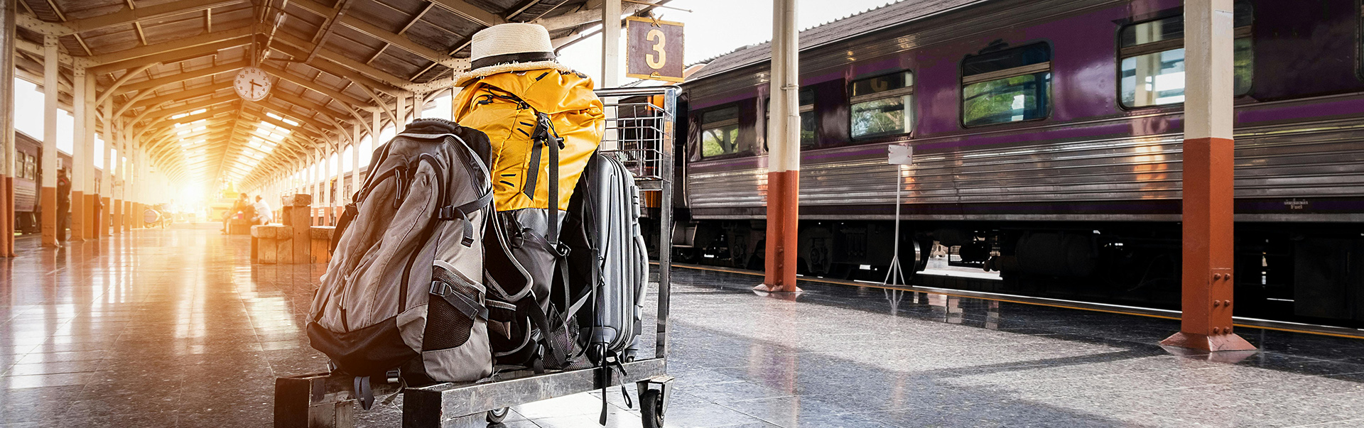 Luggage Storage Store -Luggage Storage Store pexels veerasak piyawatanakul 392493 1170187