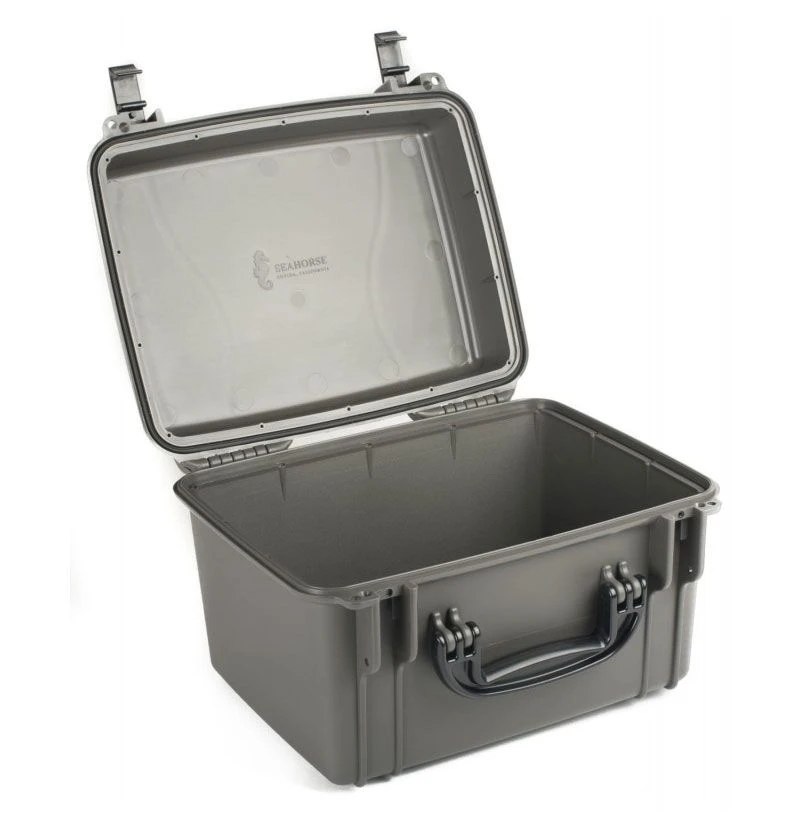 Seahorse SE540 Medium Protective Case With Empty Interior 3 Seahorse SE540 Medium Protective Case With Empty Interior